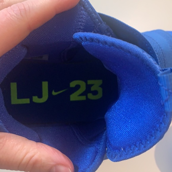 Nike leBron soldier Xlll 13 basketball shoes - Picture 12 of 15